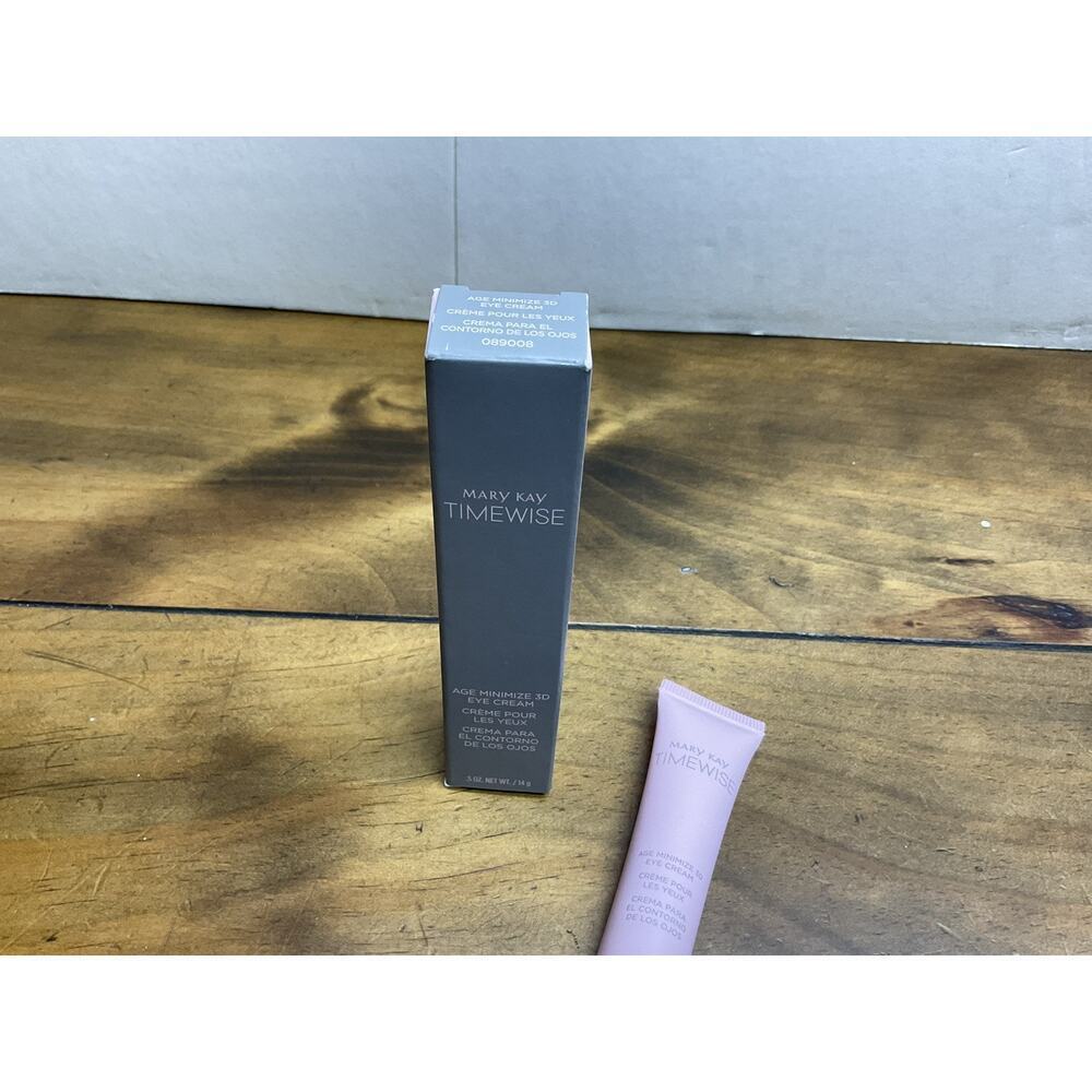 Mary Kay TimeWise Age Minimize 3D Eye Cream - 0.5 oz - Picture 2 of 5